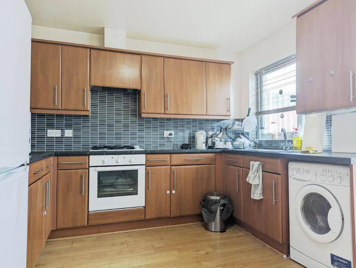 Guest Rooms Near City Centre & Dock Free Parking Liverpool Eksteriør billede